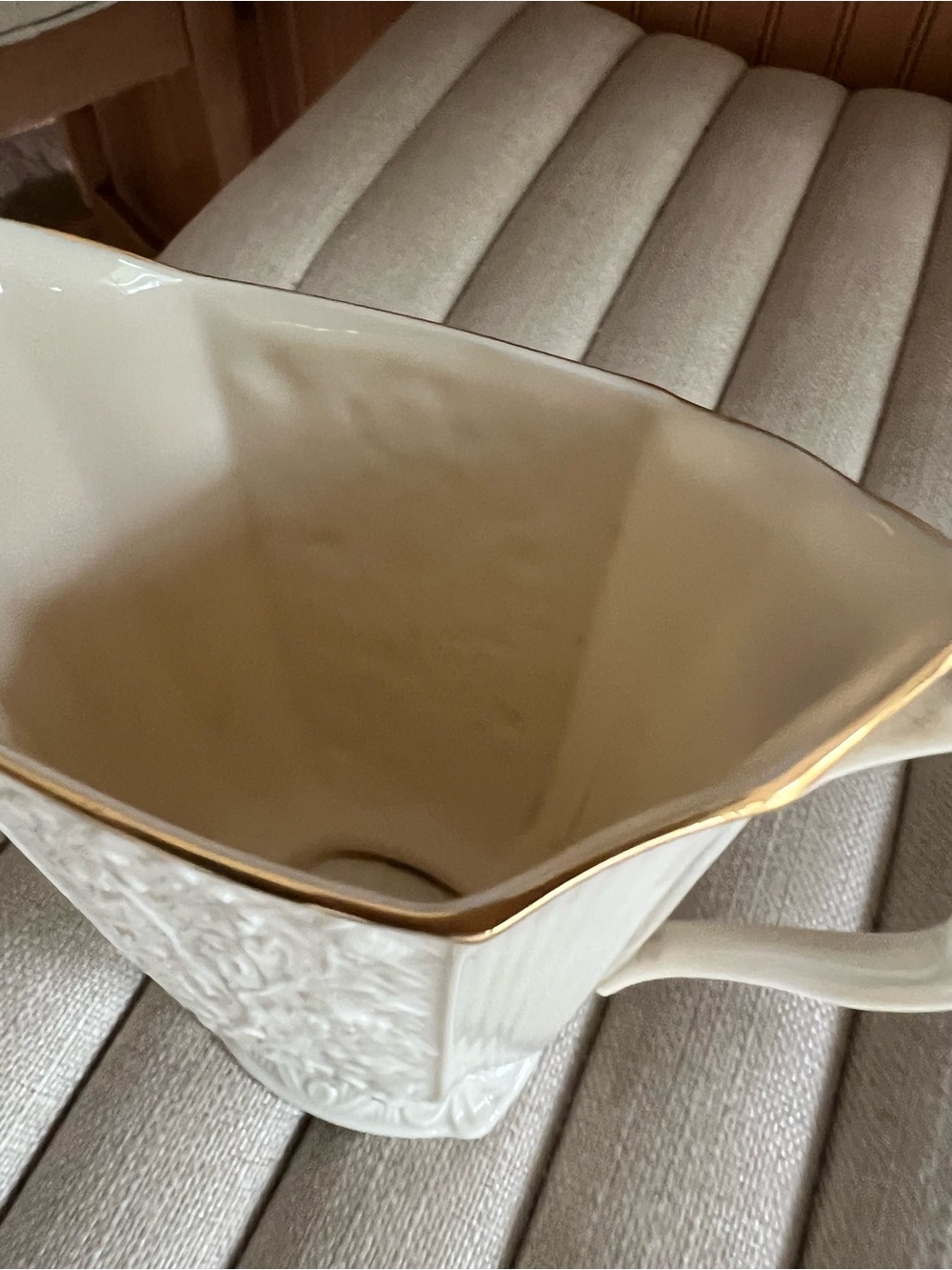 Lenox Carolina Collection Pitcher - Picture 6 of 7